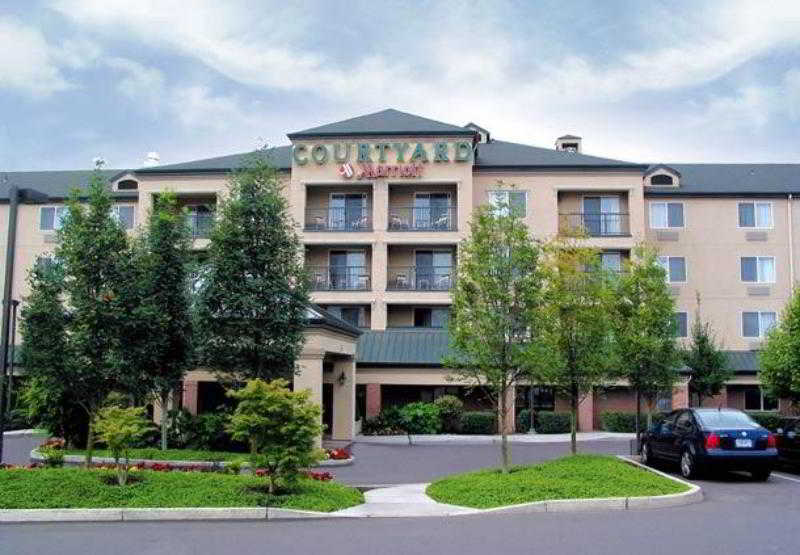 Courtyard By Marriott Portland Southeast/Клакамас Екстериор снимка